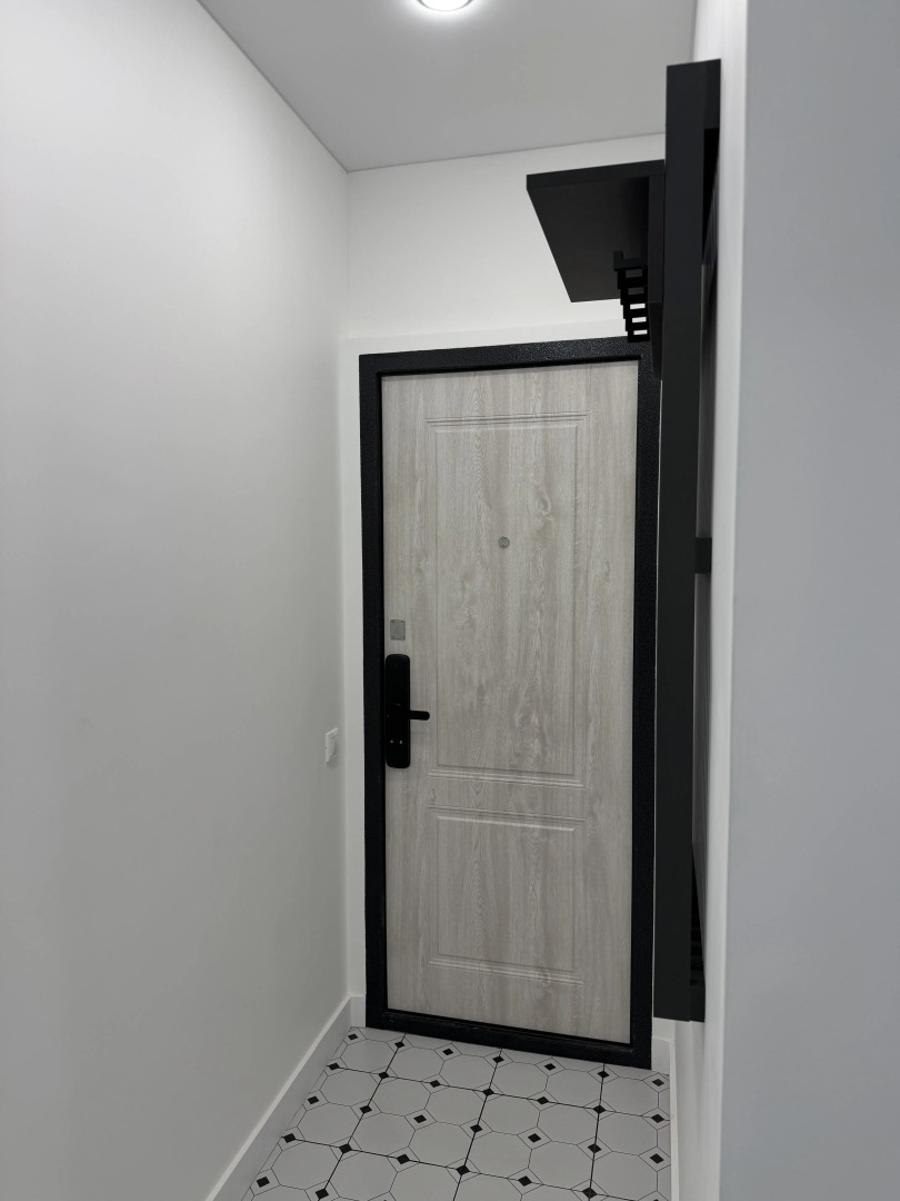 Квартира Стильная у метро Akadem