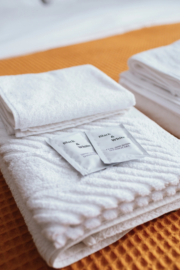 Апартаменты с Видом на Город и Парк в Спальном Районе