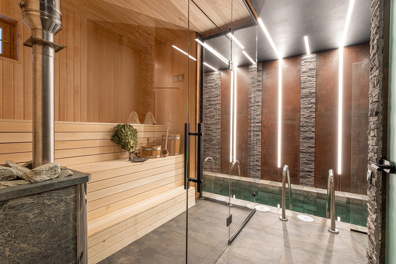 Коттеджи Река-Река