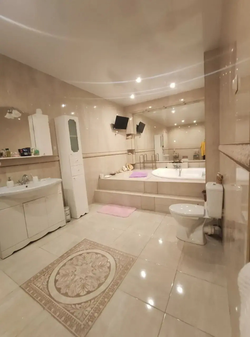 Меблированные Комнаты в Домe Счастья