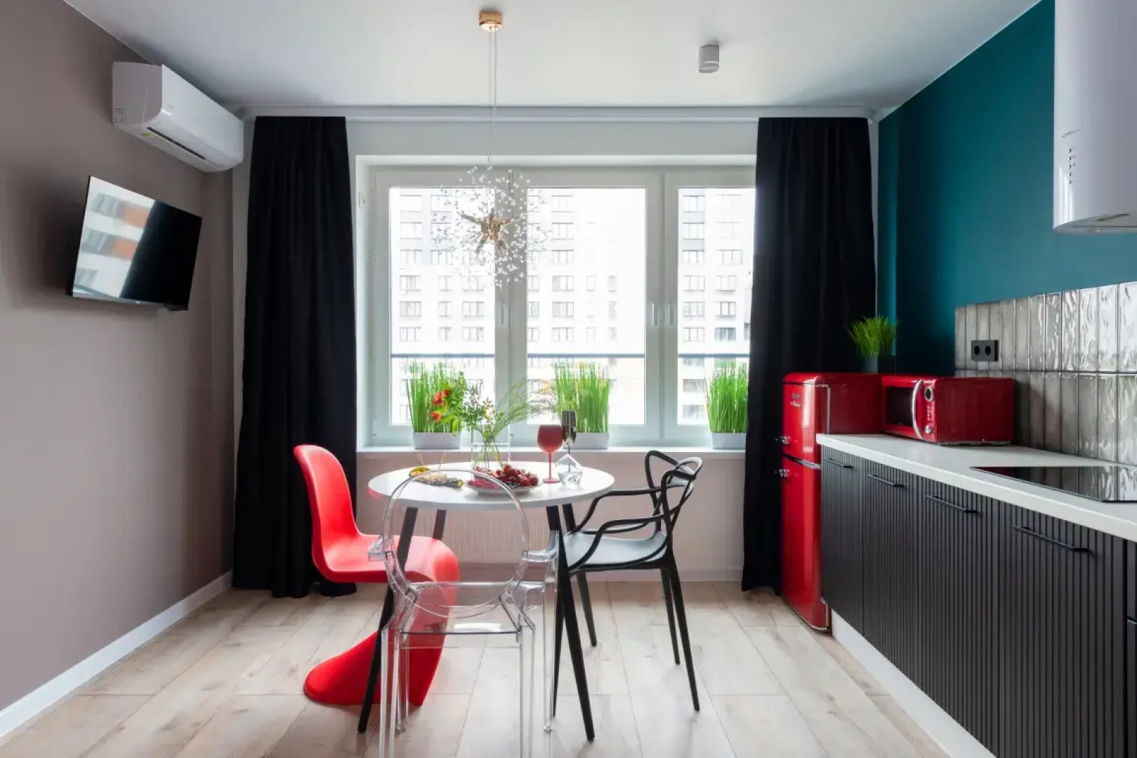 Апартаменты Novin House RED FLAT