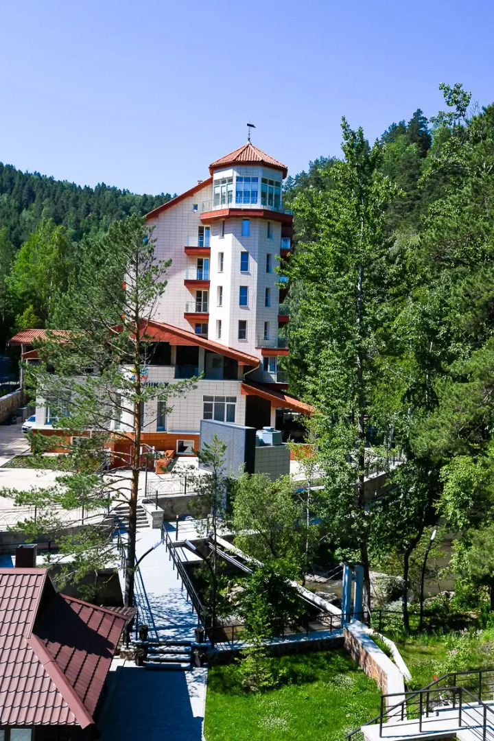 Отель На камушках 5*