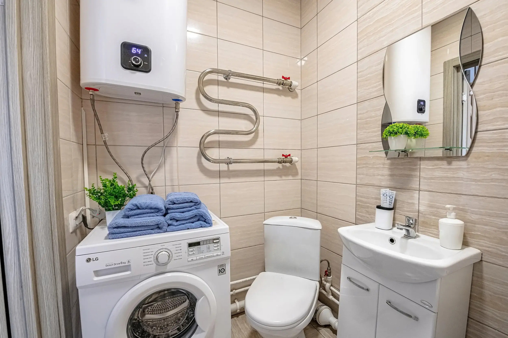 Апартаменты TopHouse на Можжевеловой 18, 1 этаж