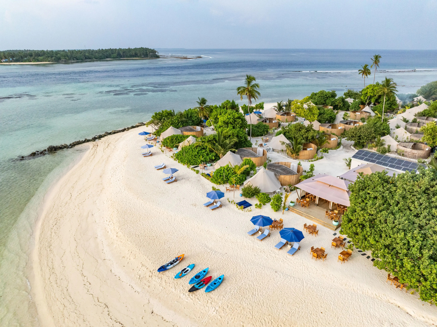 Курортный отель The Maverick Surf and Dive