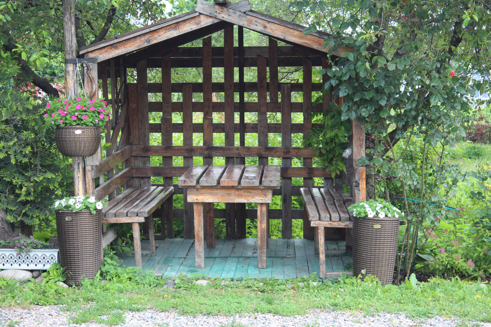 Меблированные комнаты У Друзей