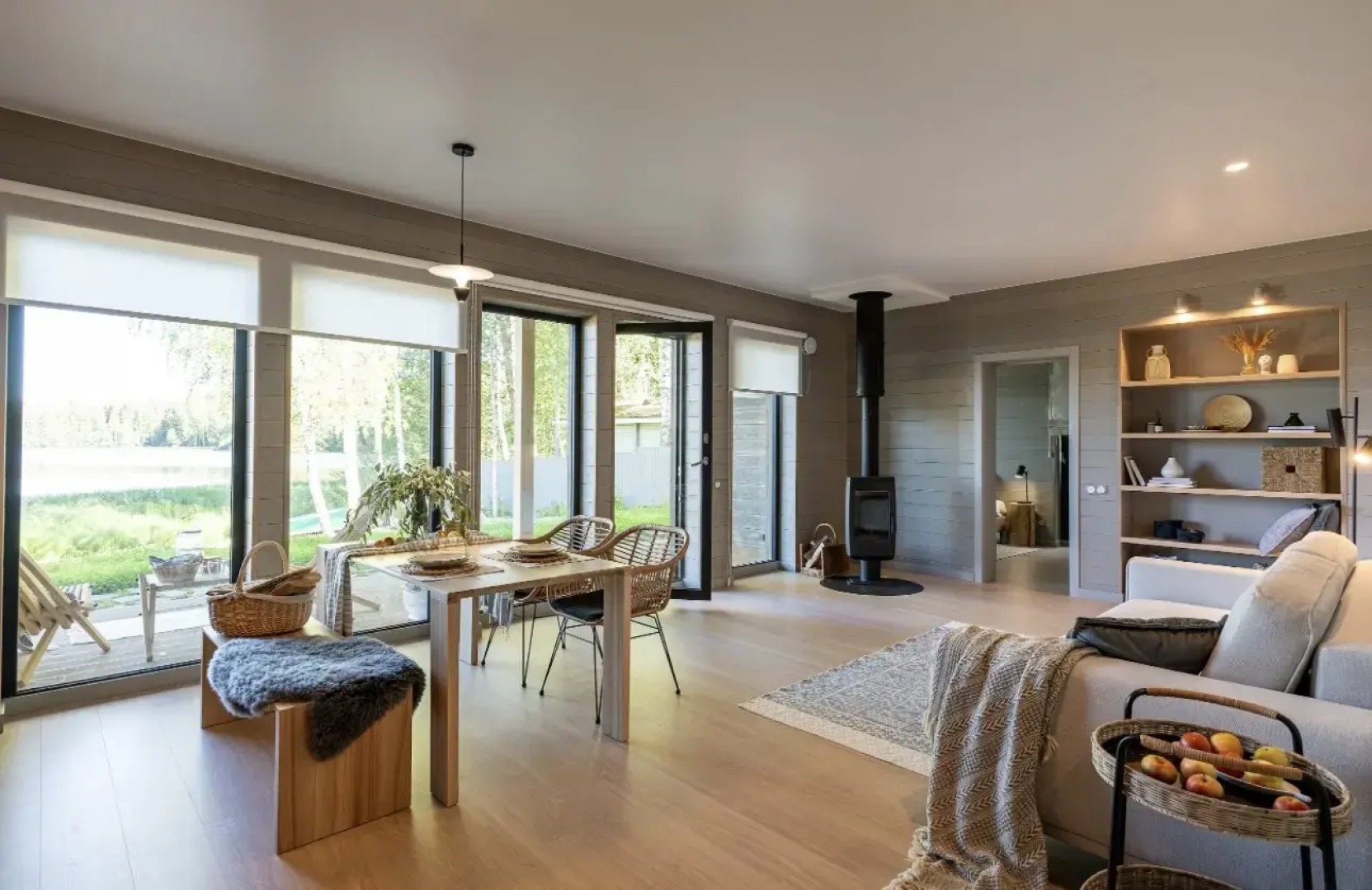 Гостевой дом Дом с сауной  у озера 70м