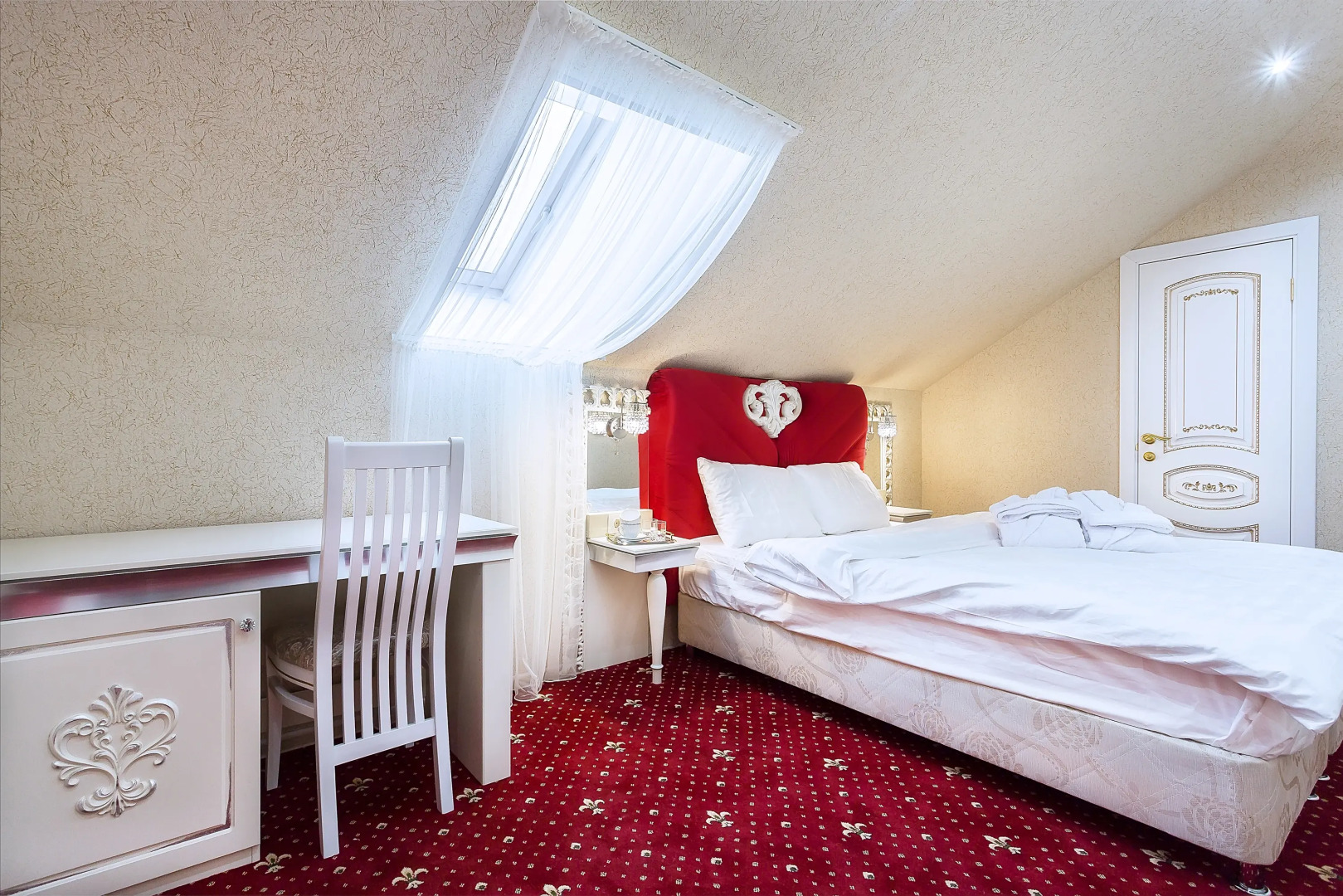 Отель Сан-Ремо