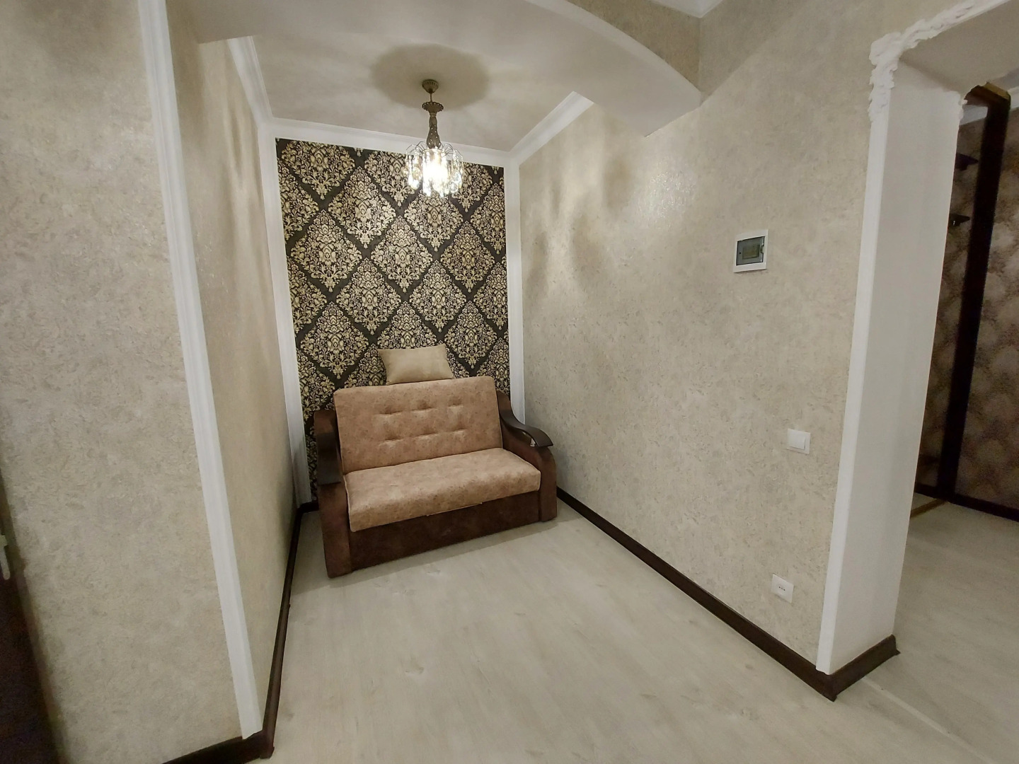 Апартаменты 5 Звезд на Шамиля Джикаева 5А-2