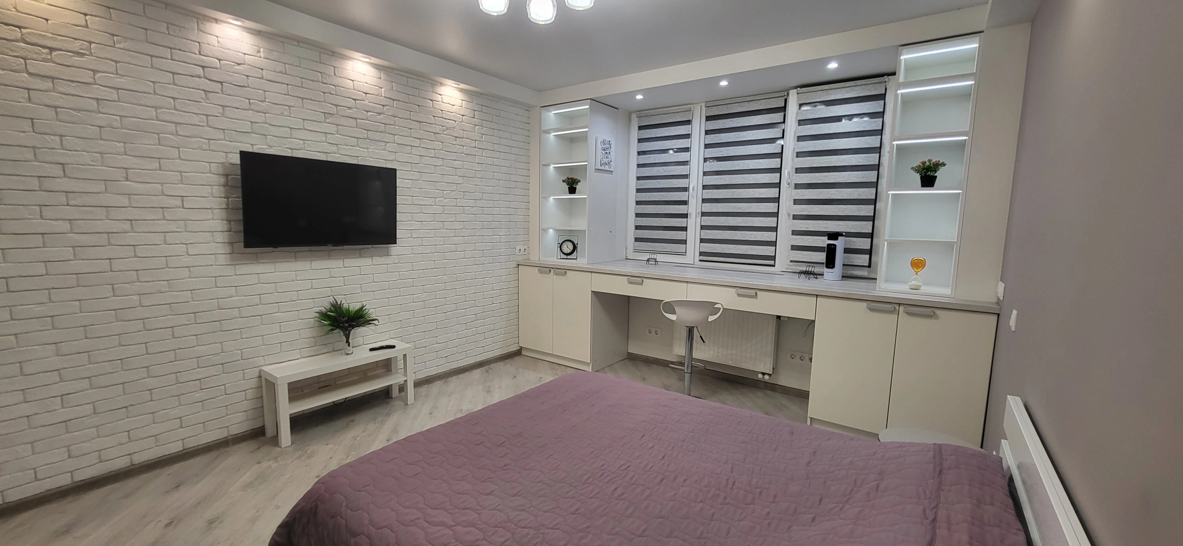 Апартаменты День и Ночь на Согласия