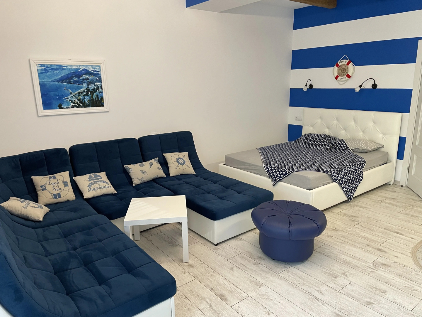 Апартаменты Статус в ГРК Зазеркалье 1