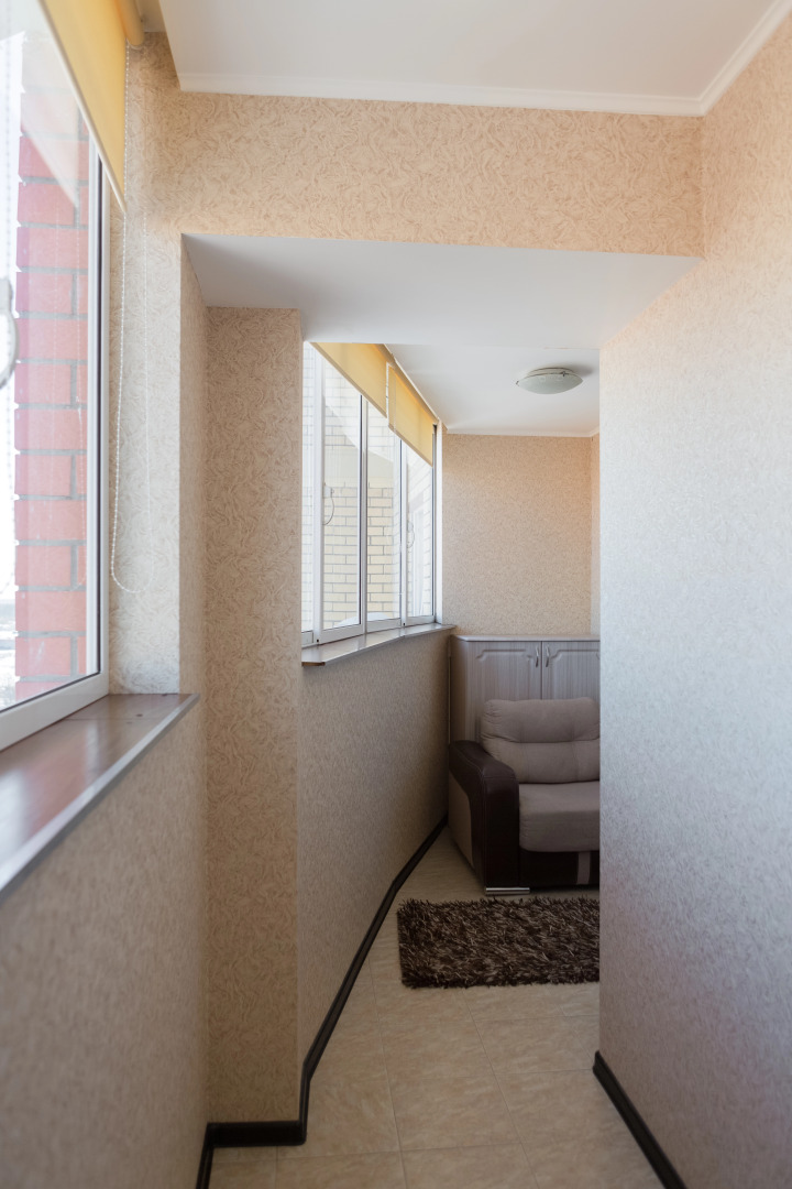 Bulvar 60-Letiya Pobedyi 10 Apartments