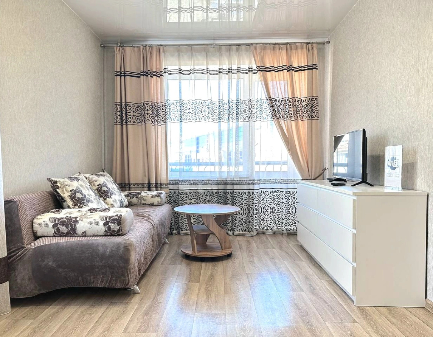 Квартира однокомнатная в центре на 50 Лет Октября