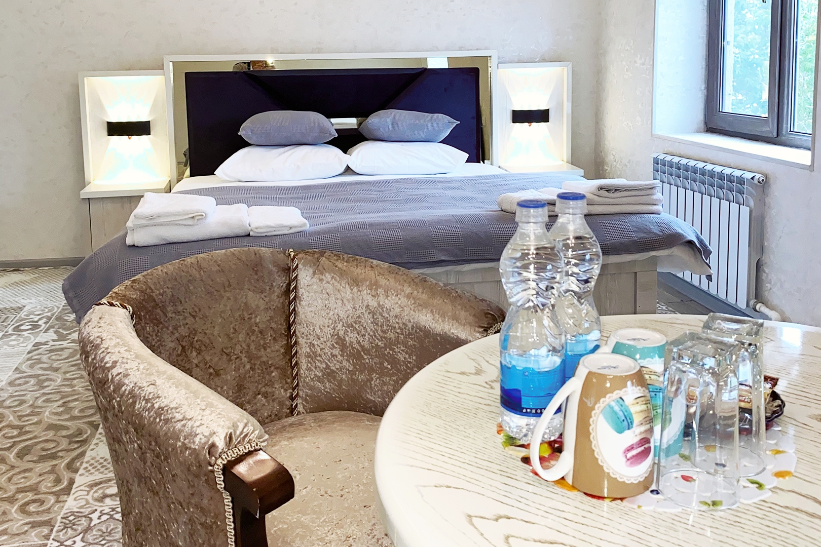 Отель Nanosh East