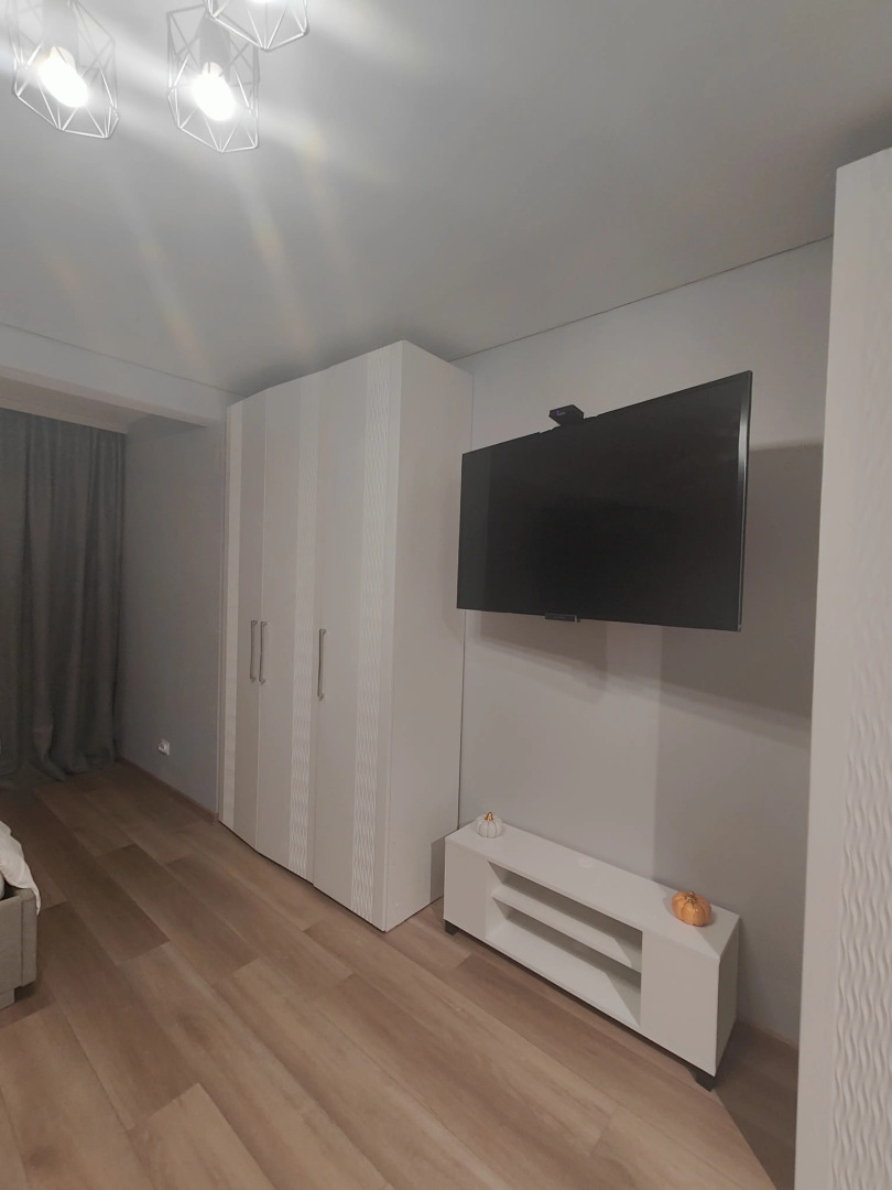 Новая комфортная студия в 5 минутах ходьбы от Храма