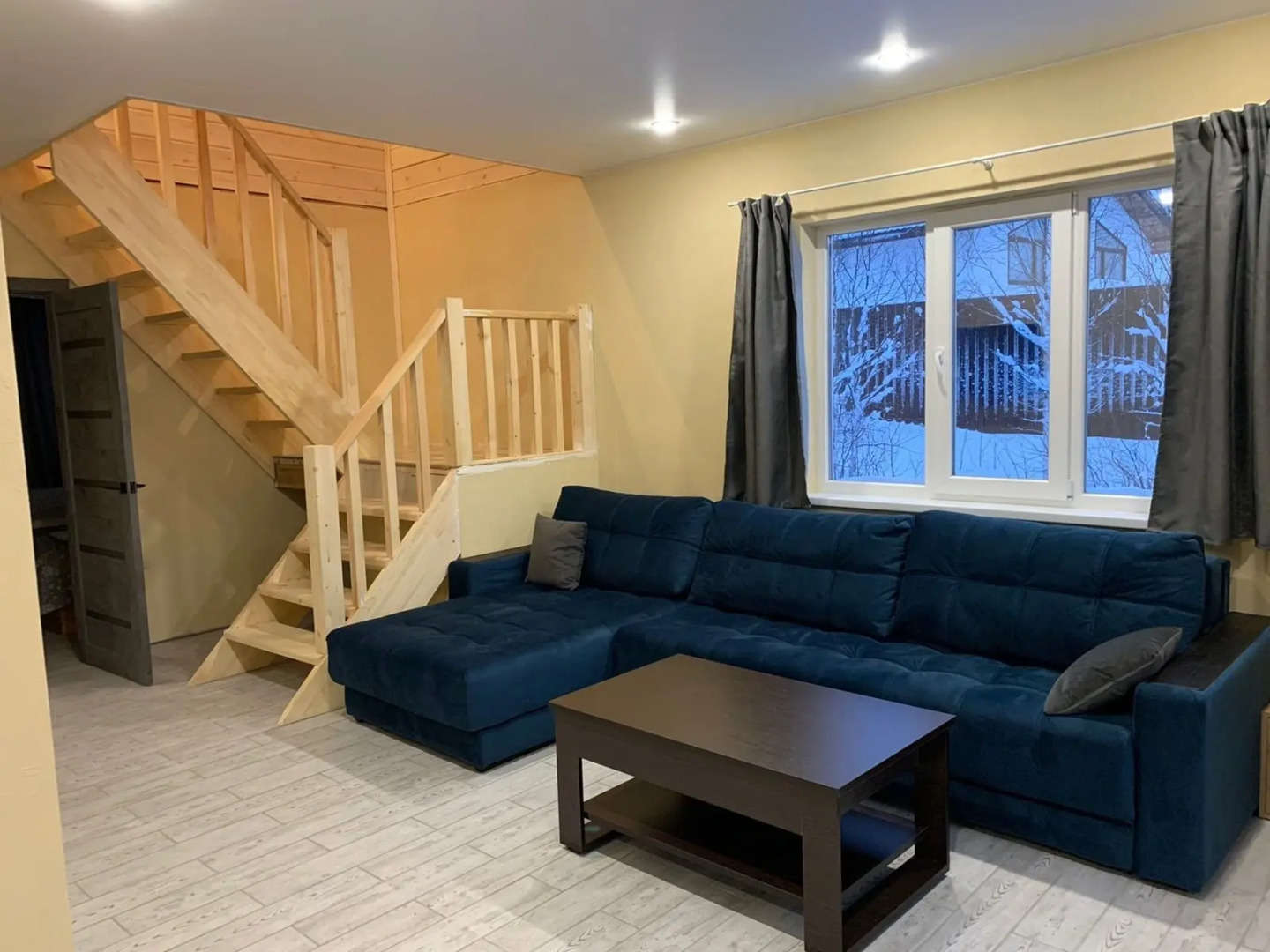 Частный Дом Титан Грей коттедж с 5ю спальнями и сауной