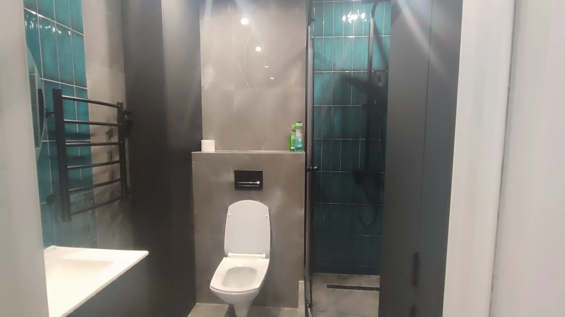 Квартира V-Gosti | Логика Центр | Бесконтактный Заезд 24/7