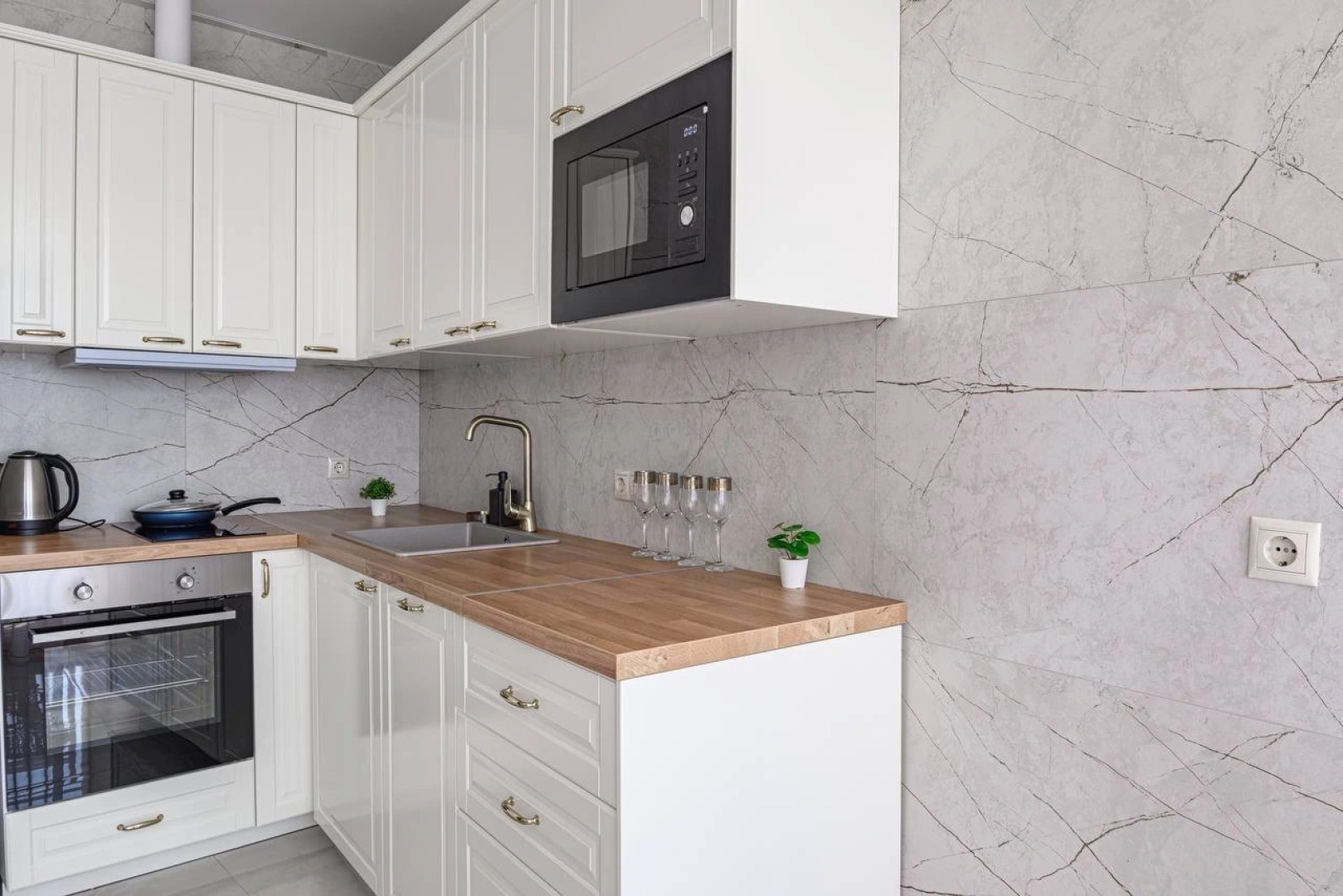 Апартаменты Место под солнцем 9