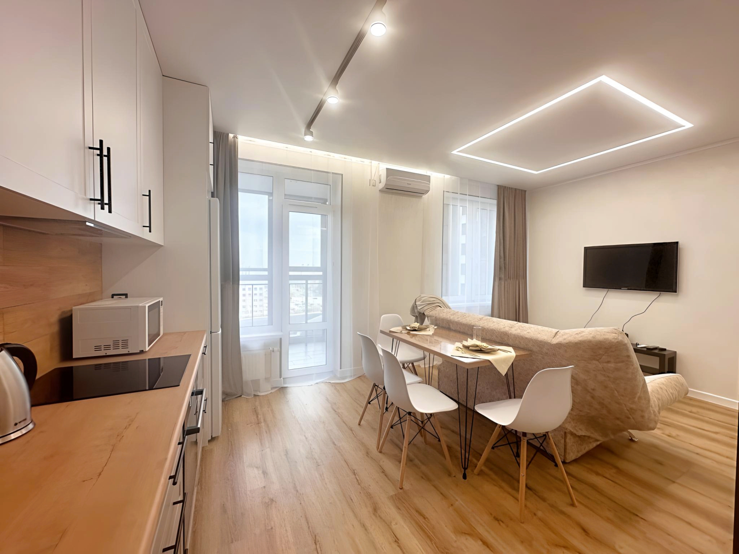 Апартаменты 1-к около ТЦ Парк Хаус