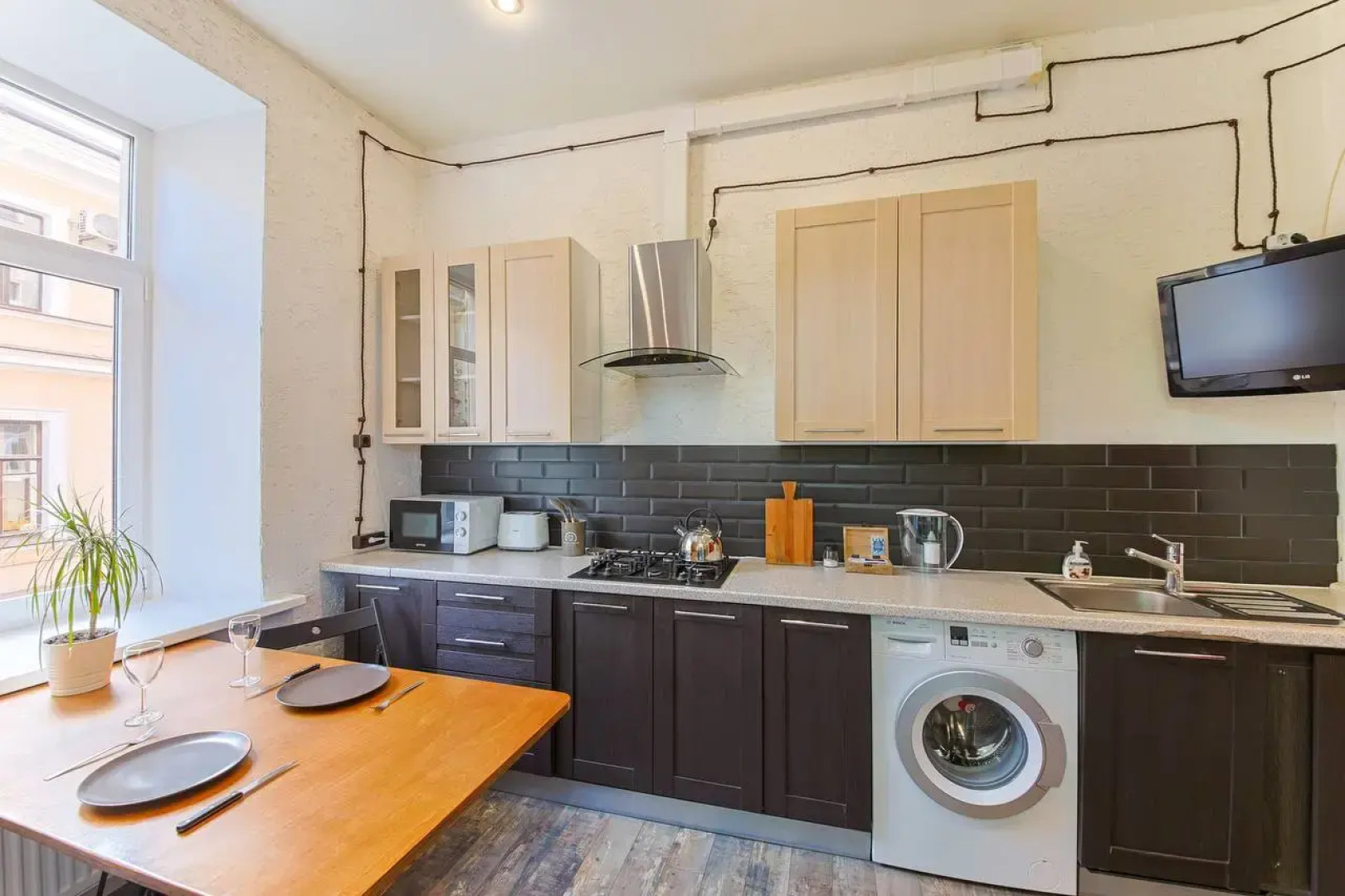 Квартира Уютная Трехкомнатная