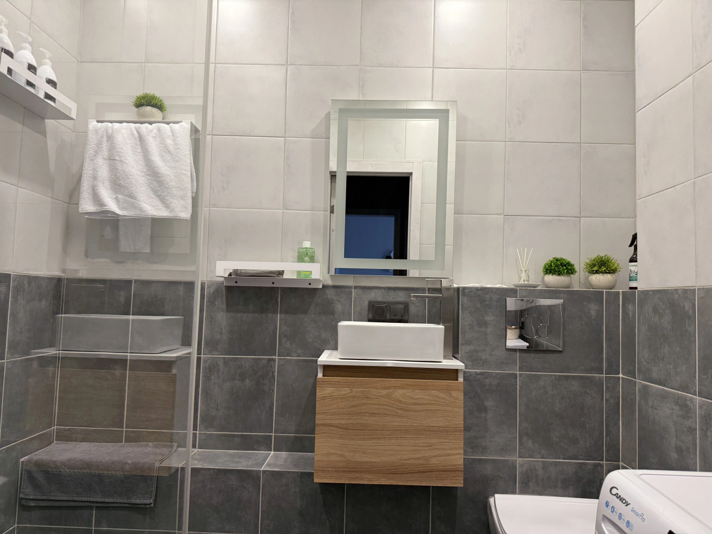 Квартира премиум-класса Созидателей 114/2 Shumiloff Apartments