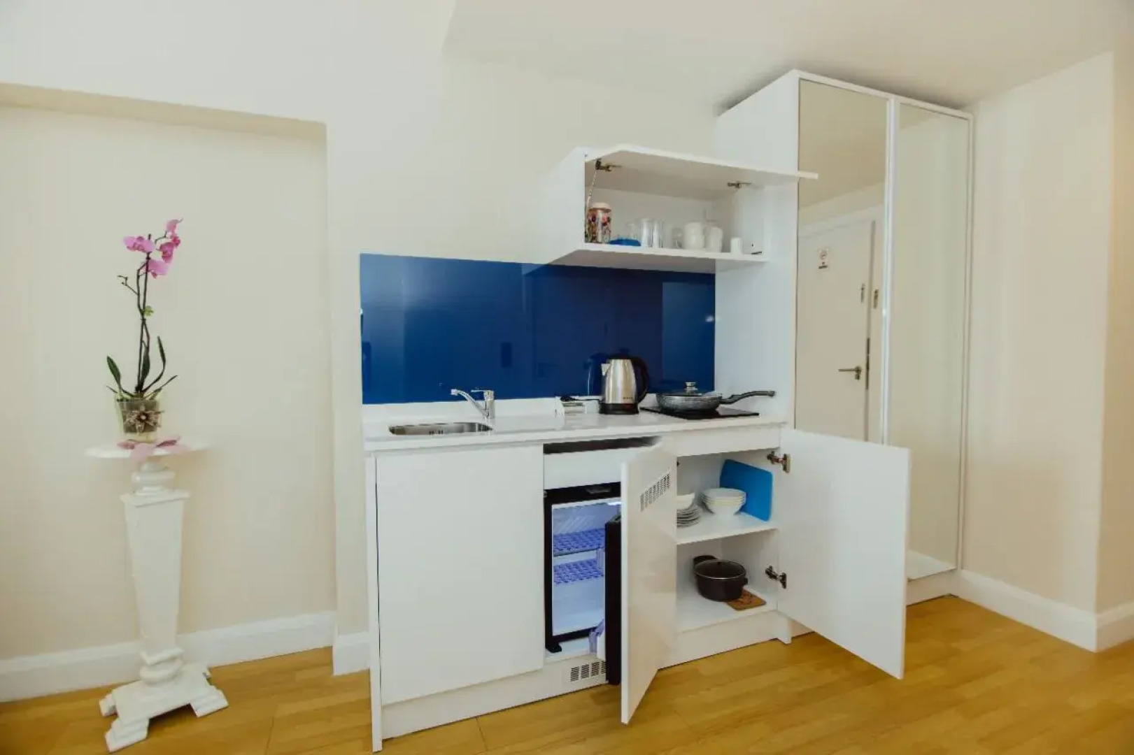 Апартаменты Official Orbi City