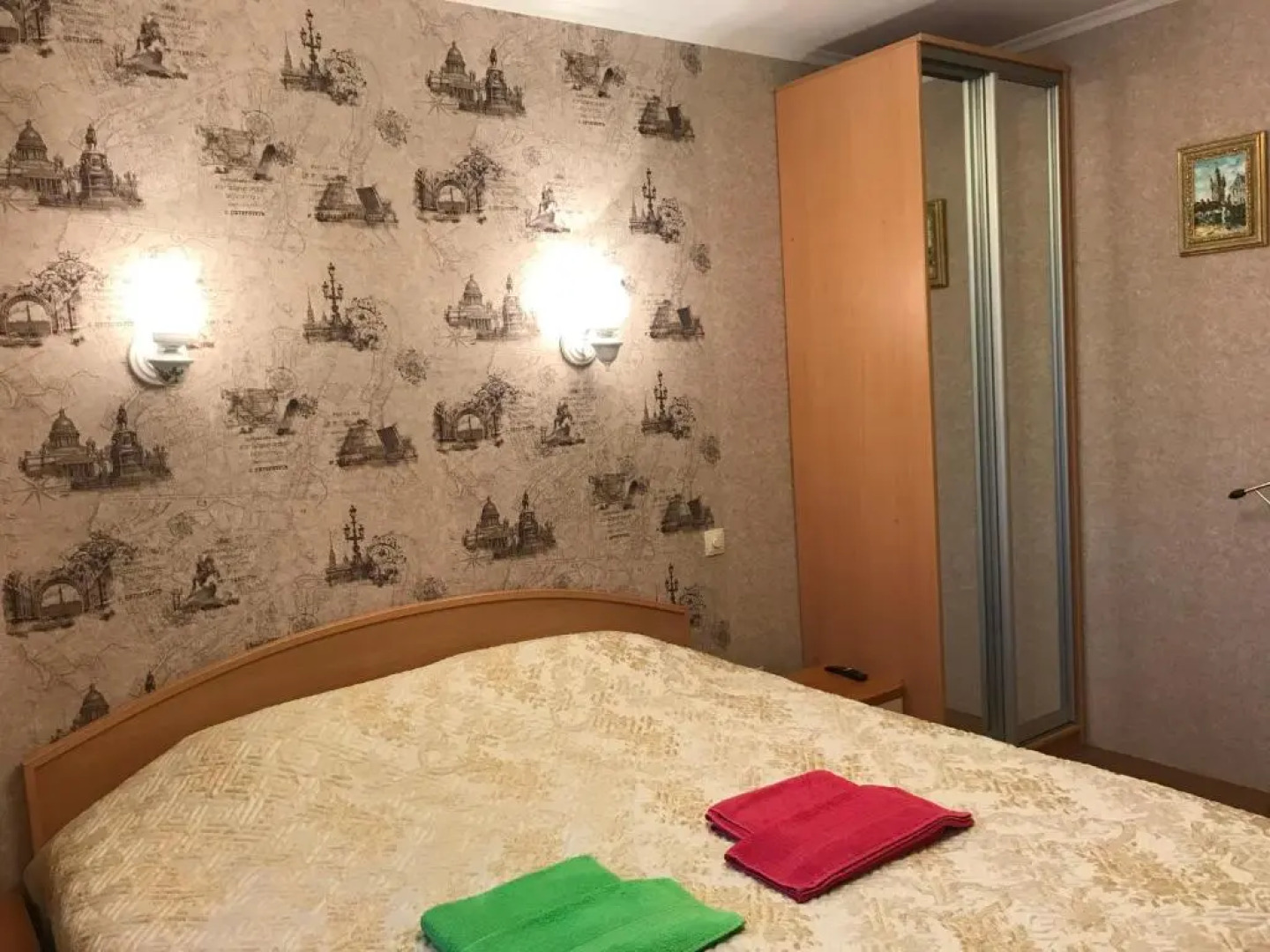 Апартаменты 3 комнаты в Центре рядом с Электричкой на Море