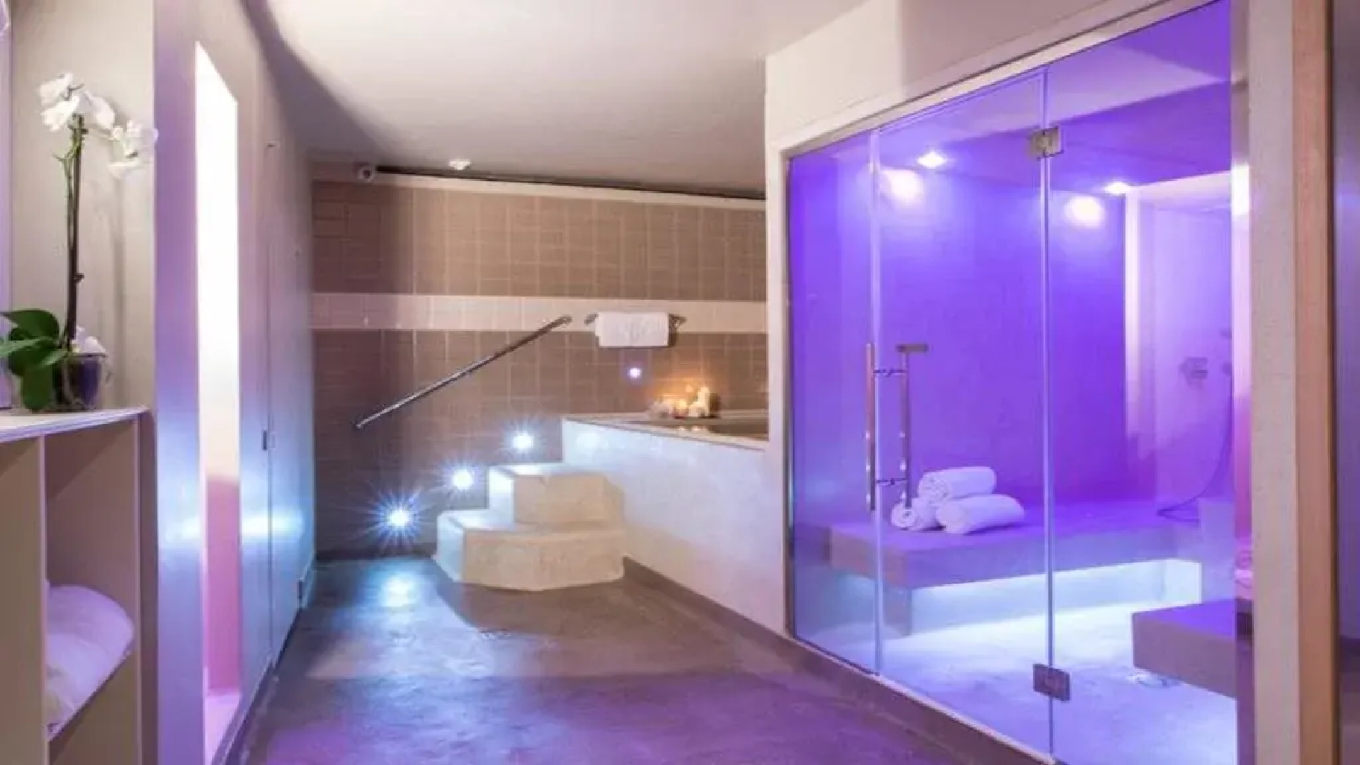 Best Western Plus City Hotel