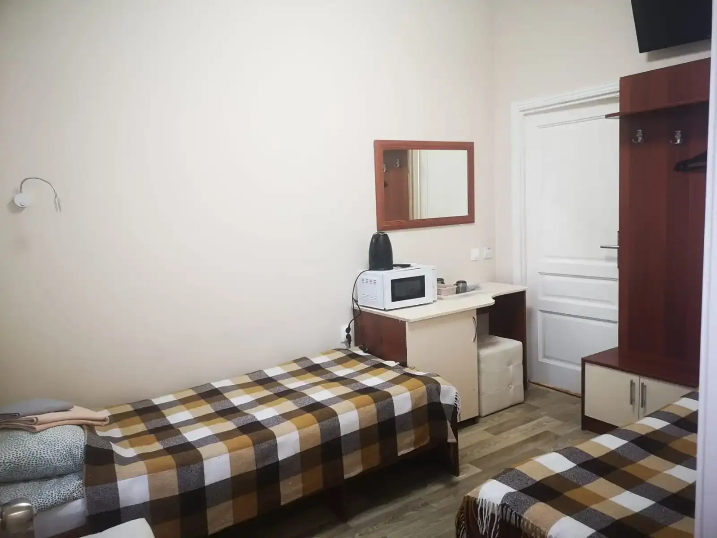 Отель Визави