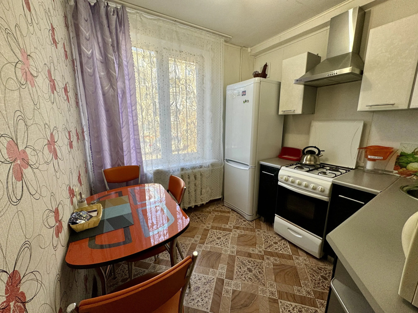 Апартаменты на Парижской коммуны 50