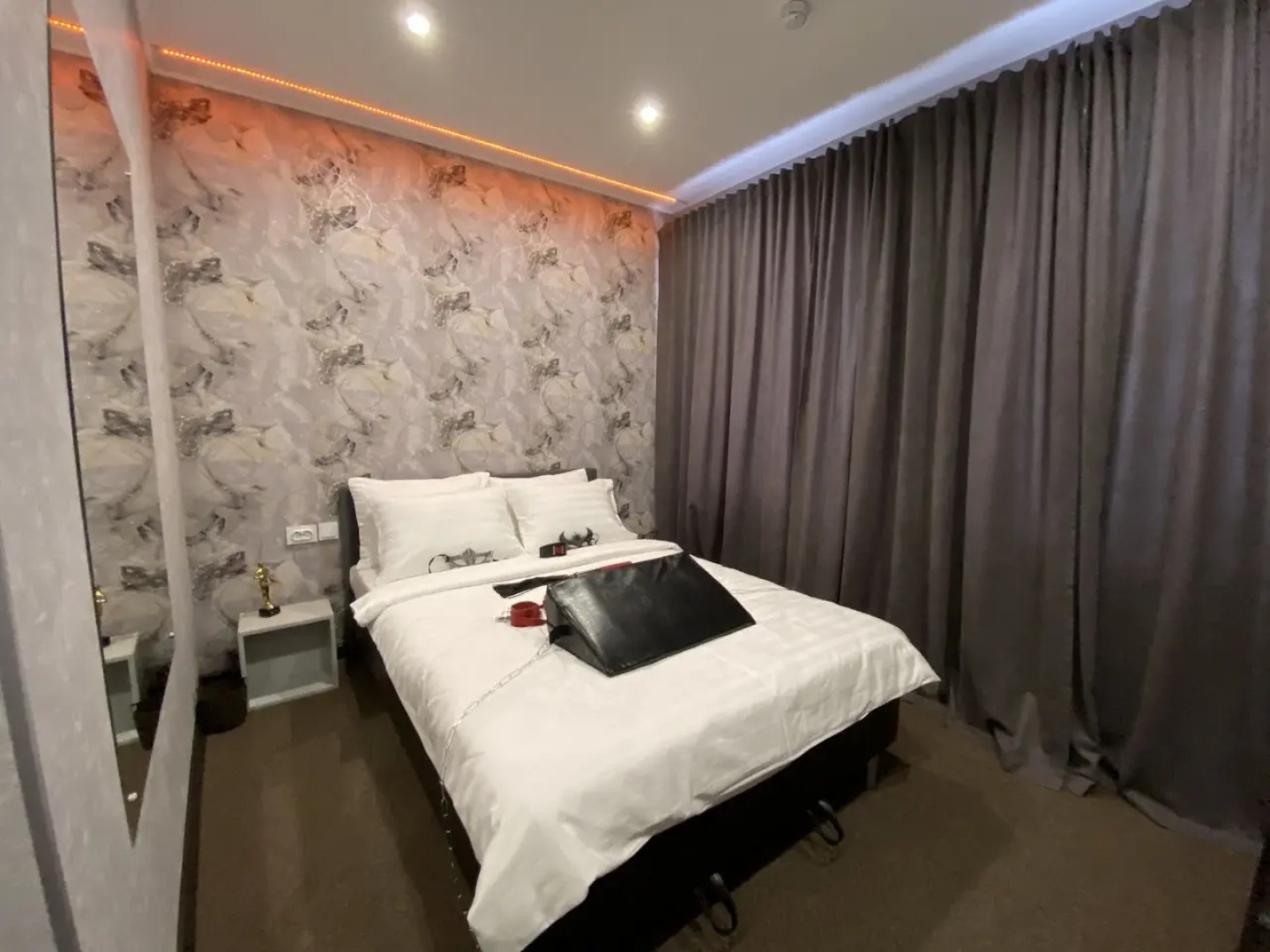 Отель Декабрист на Промышленной 60