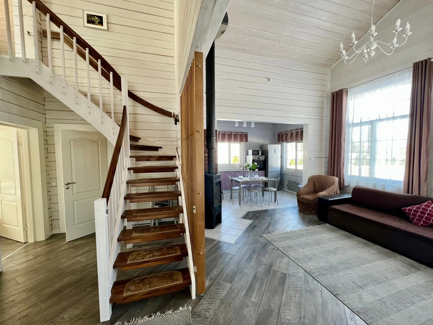 Частный Дом Озеро Лунное 1