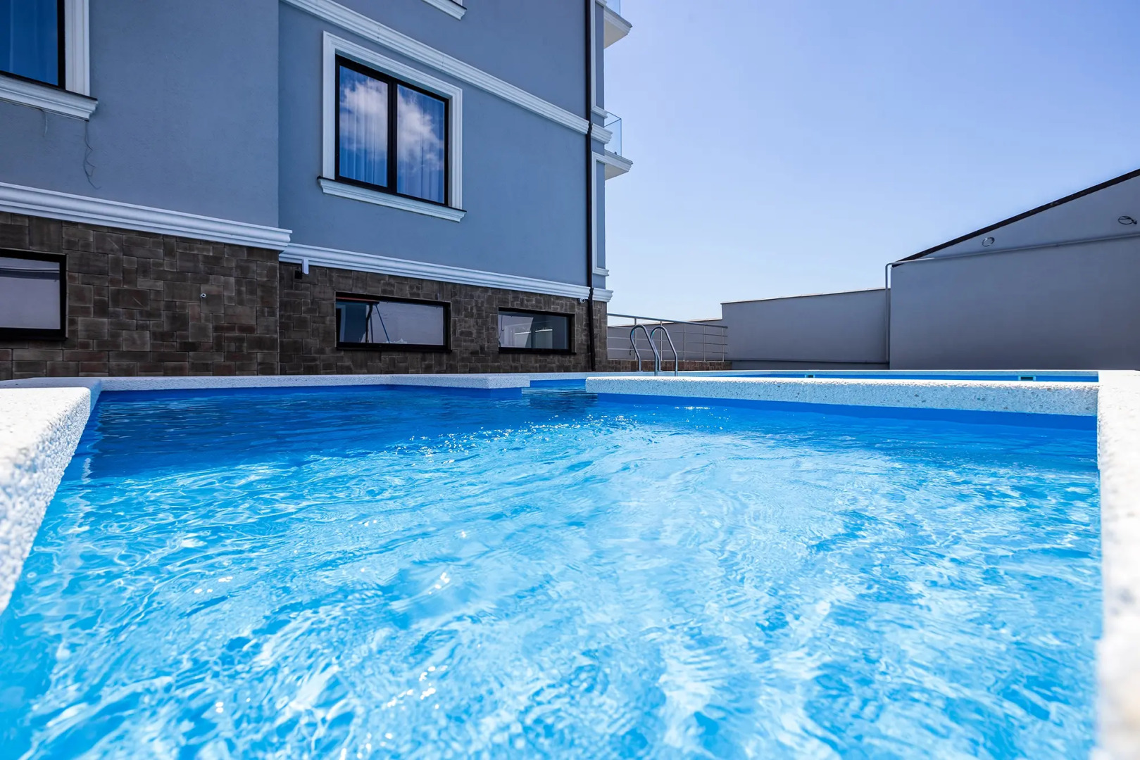 Отель Милан