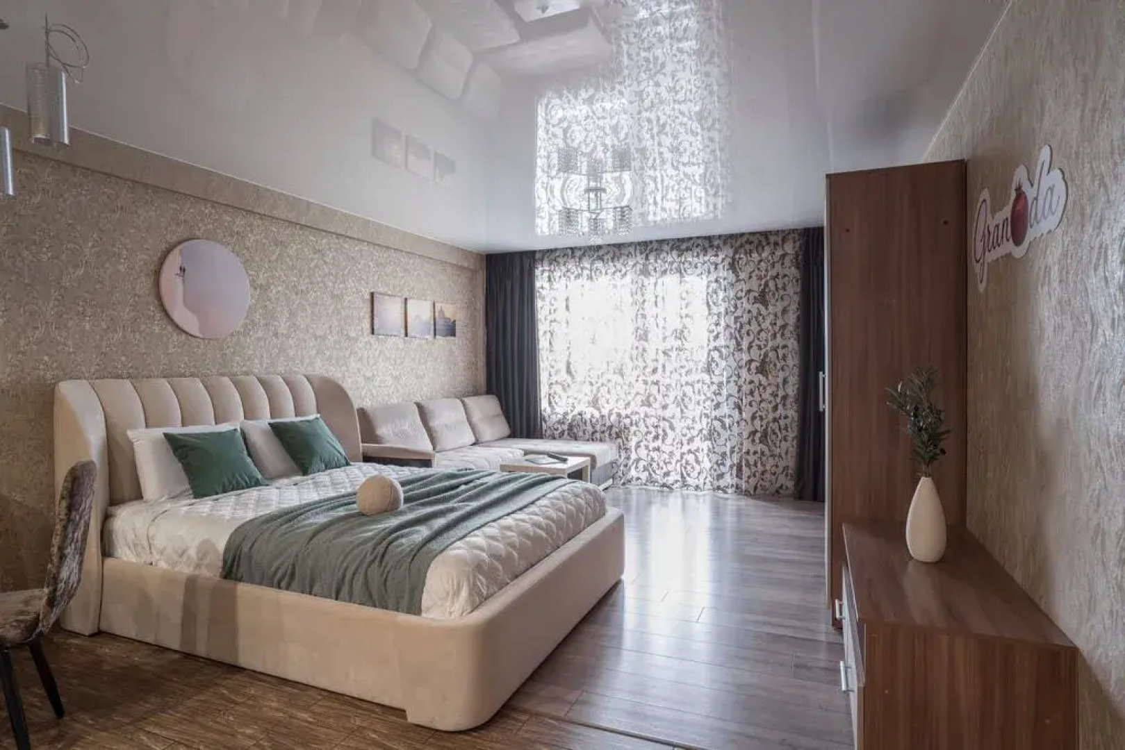 Апартаменты Granada Шикарная студия в самом центре микрорайона ГГМ