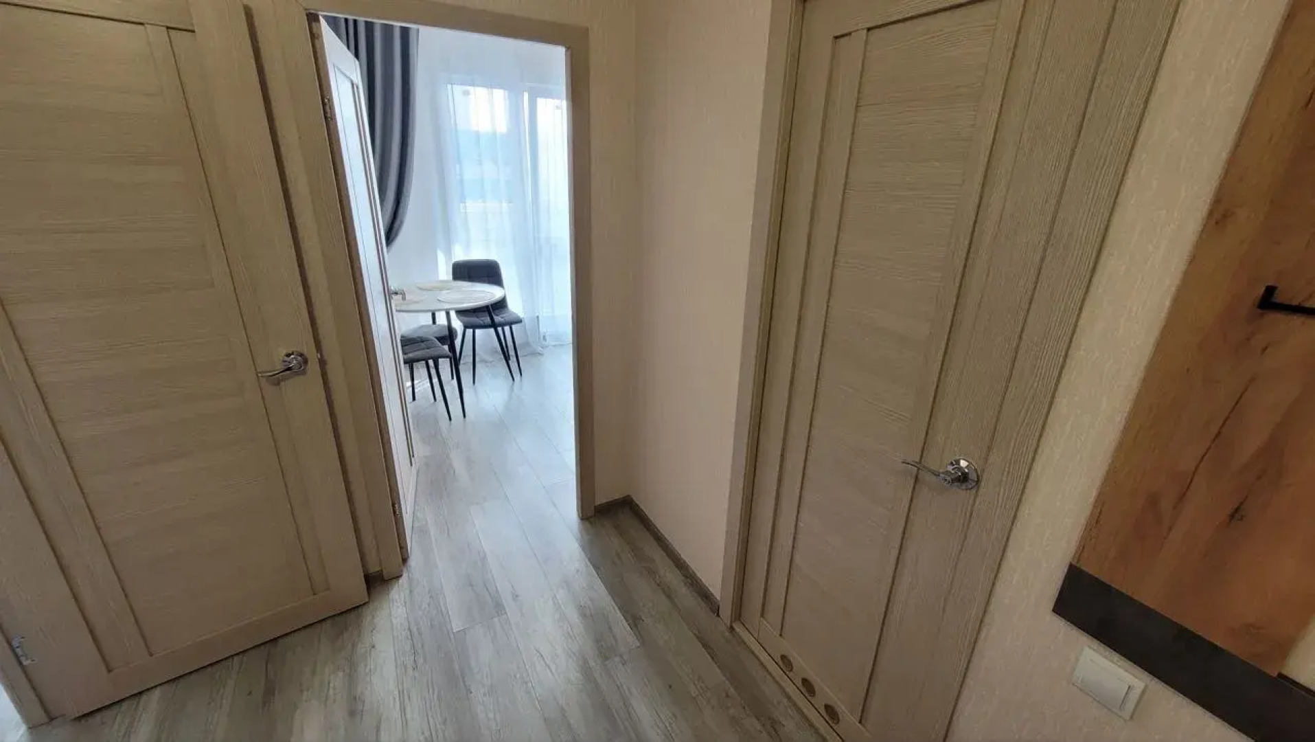 Однокомнатная квартира  СИБИРЬ HOUSE    Ледовый дворец