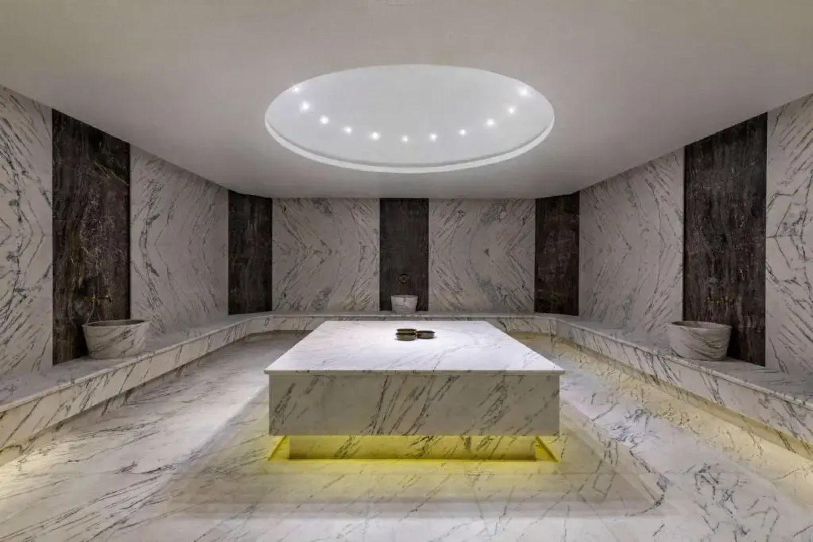 Отель Wyndham Garden Baku