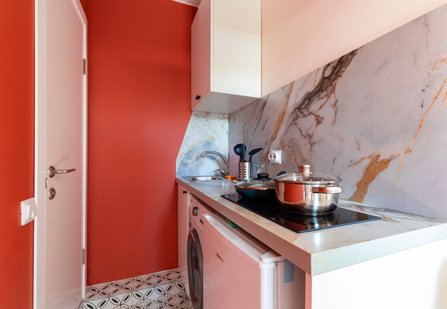 Апартаменты LeoHotels на Рижском пр-те 72/74