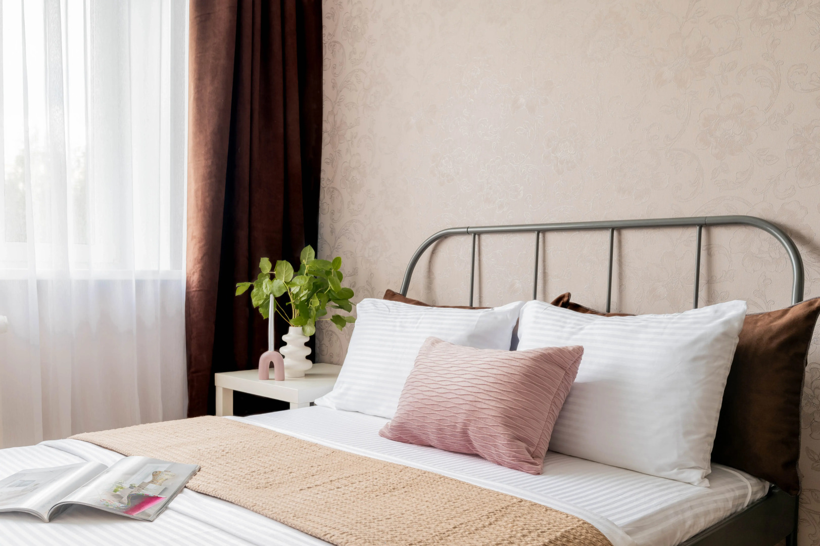 Апартаменты Вгости33 Мира 2-В