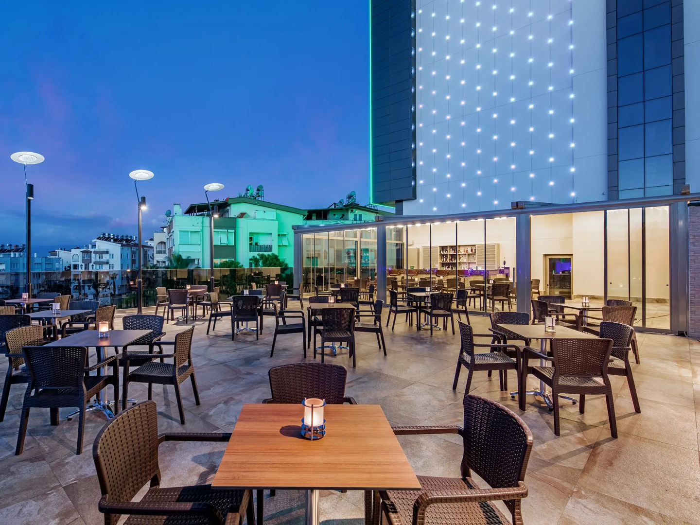 Отель Holiday Inn Antalya Lara