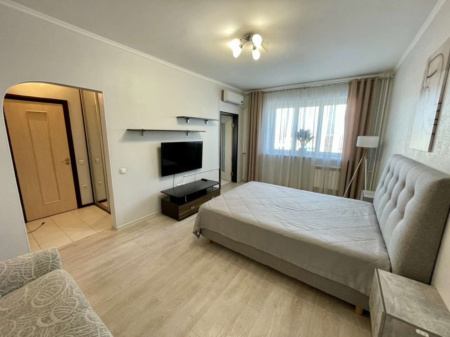 Апартаменты Авиаторов 23