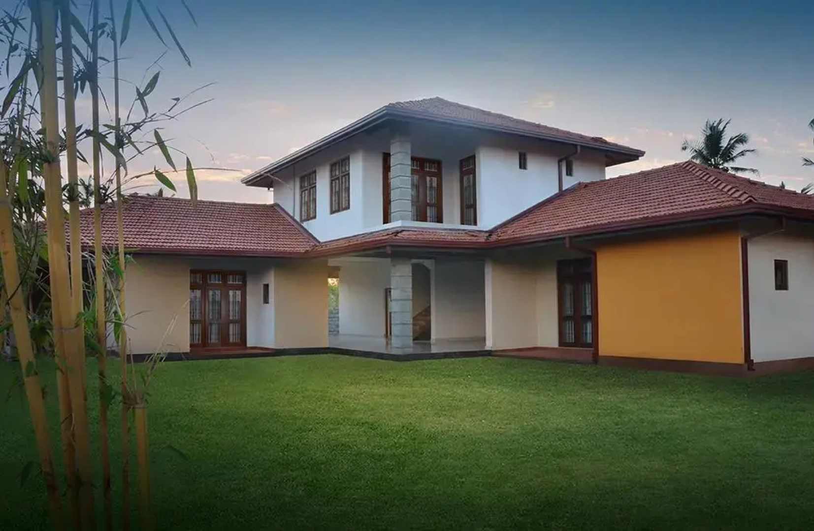 Отель The Airport Villa