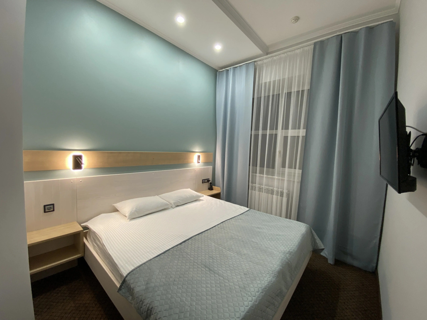 Отель Ирбис