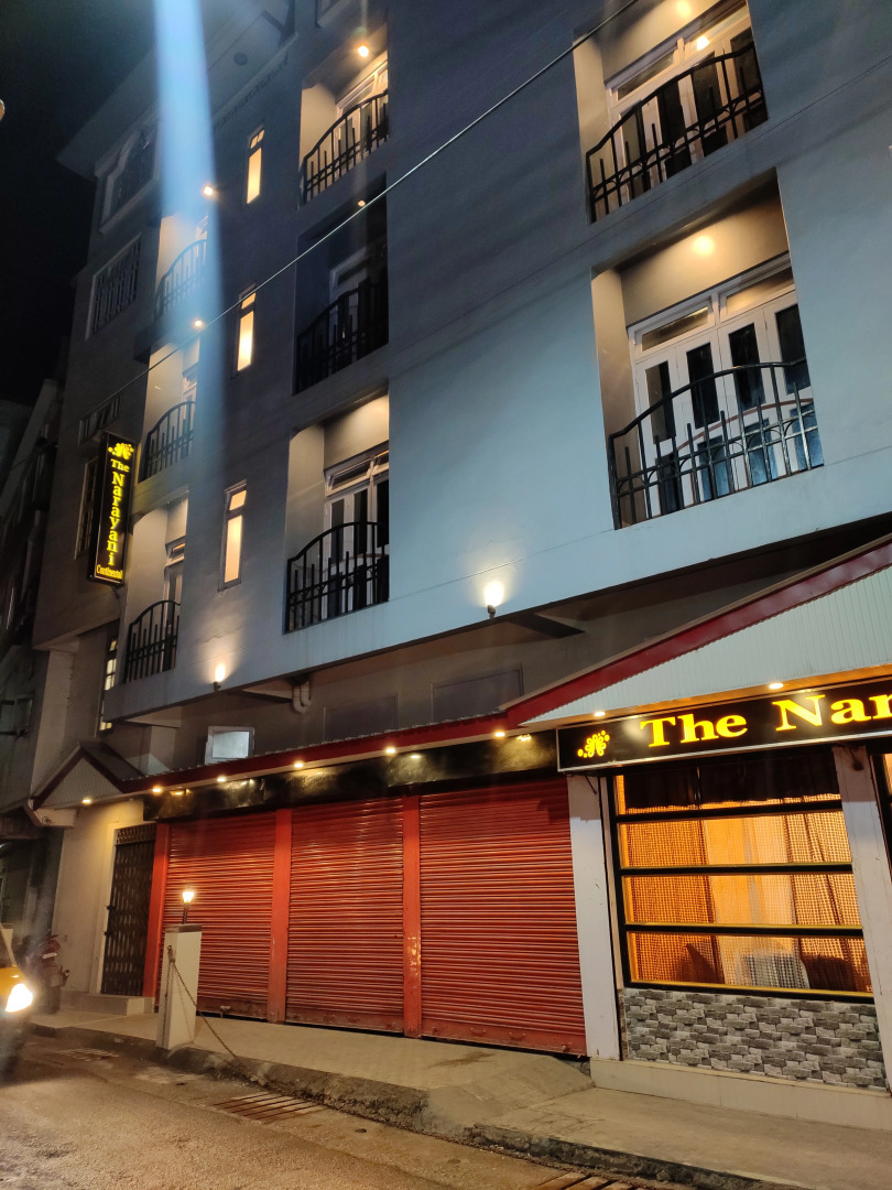 Отель The Narayani Continental