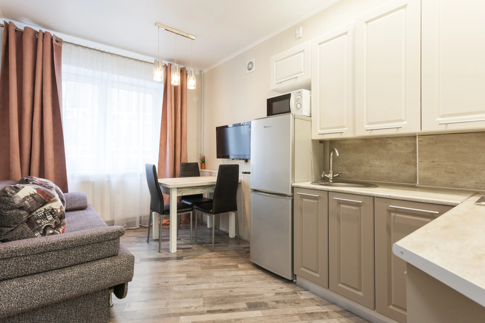 Апартаменты на Октябрьской 37