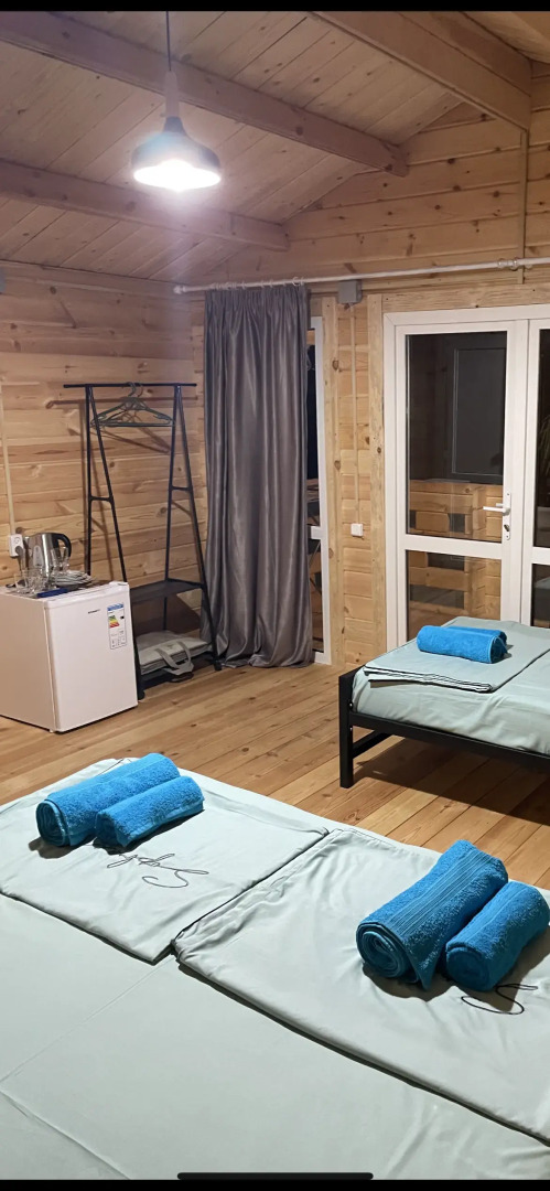 База отдыха Коттеджи в Старой Гагре