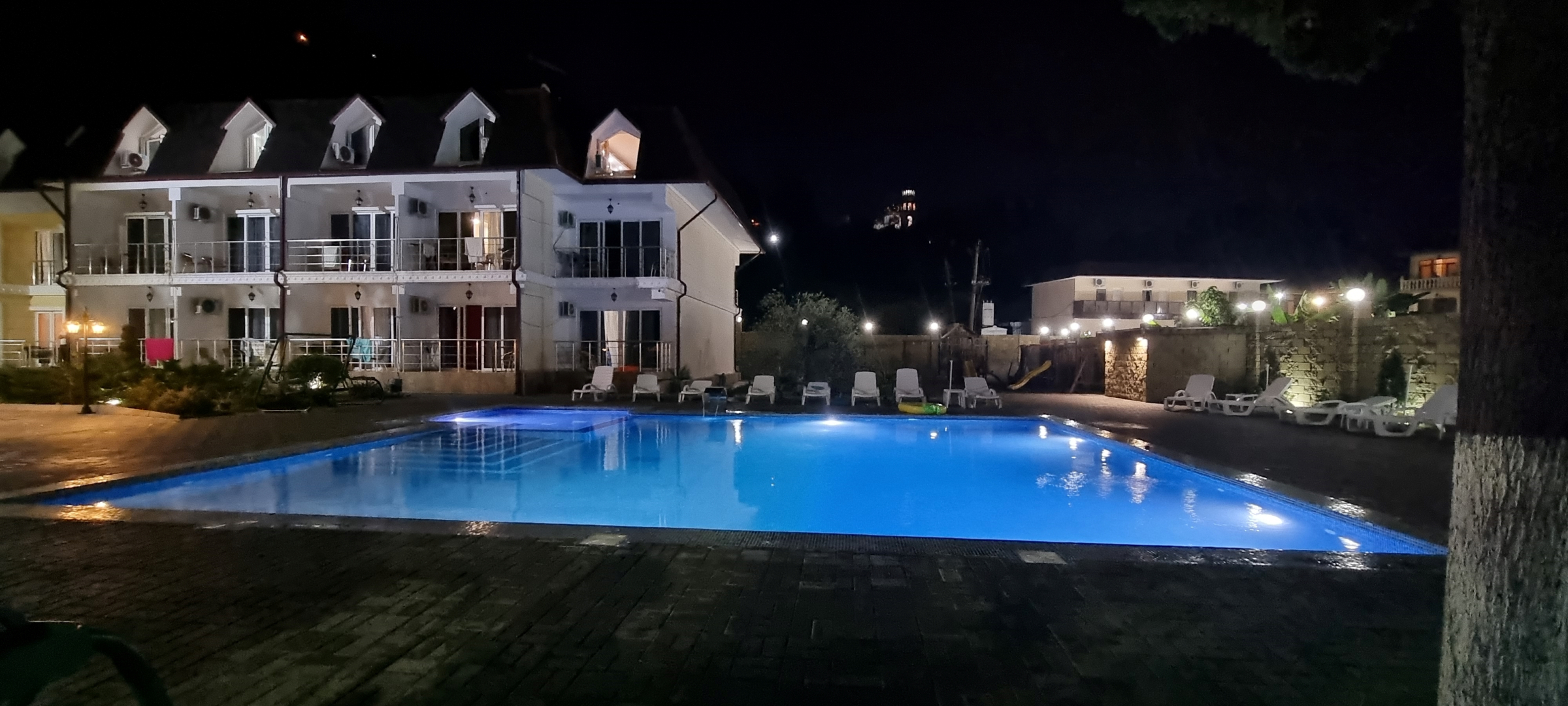 Отель Царская Аллея