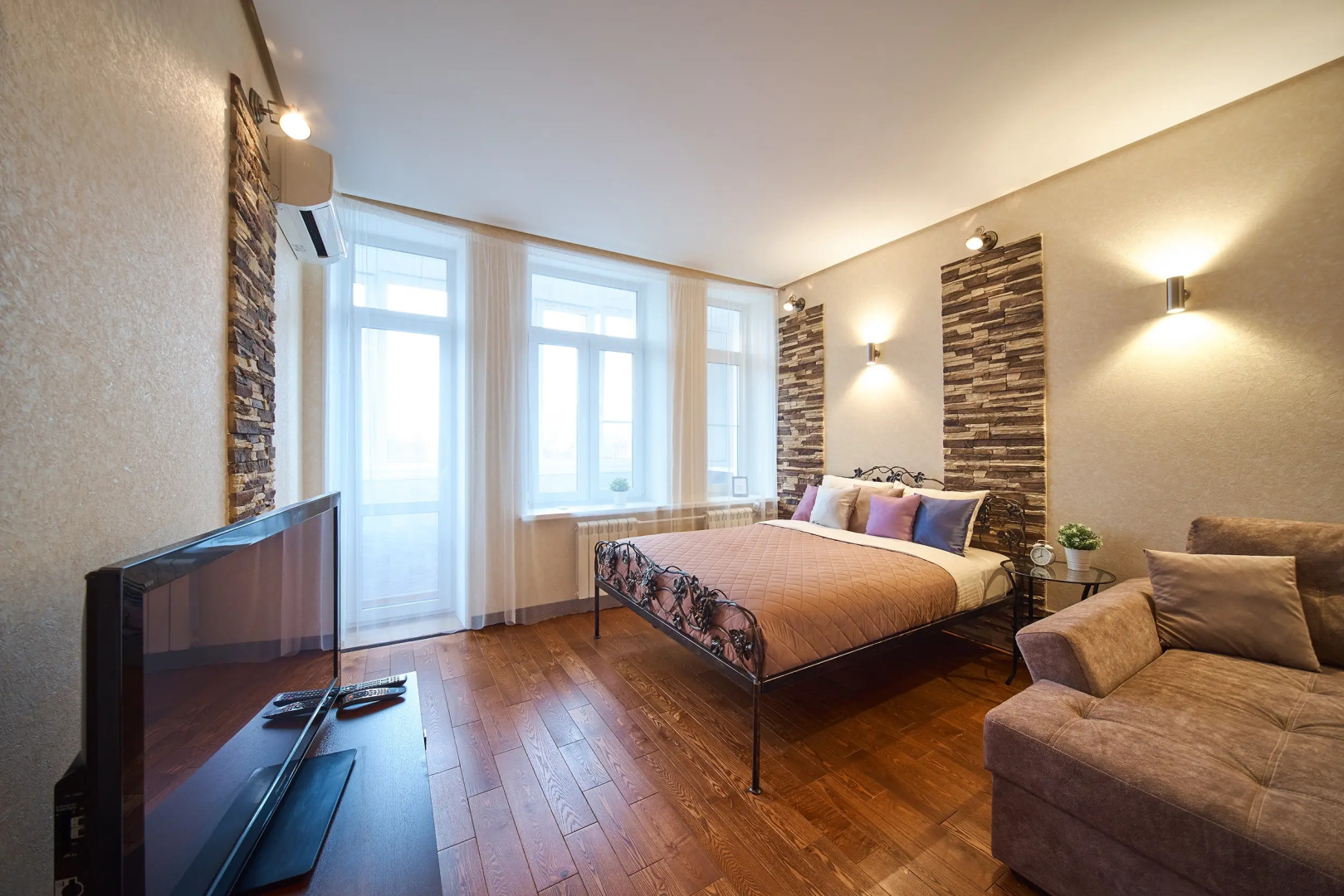 Апартаменты Люкс 2-комн. Coffee & Wine