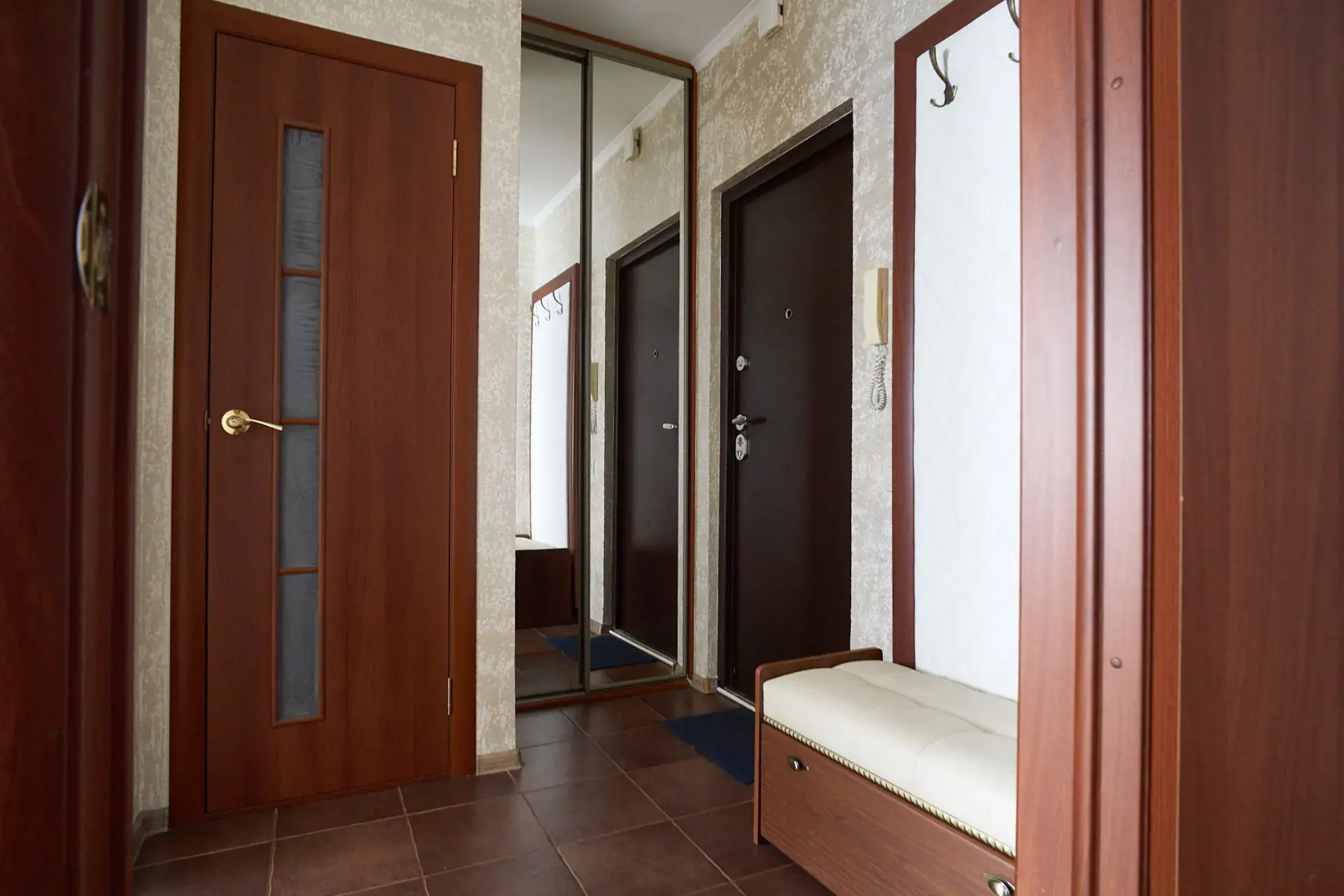 Апартаменты Comfort Apartment 70 Let Oktyabrya 10