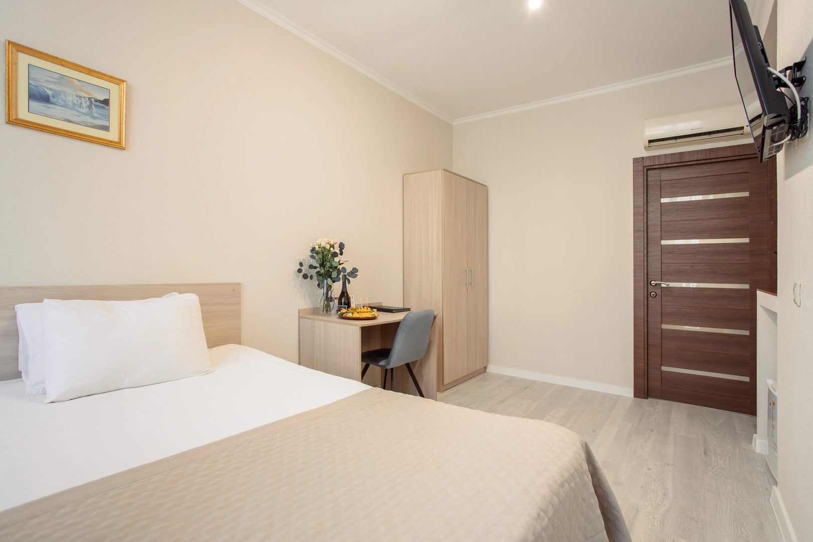 Отель Арагон