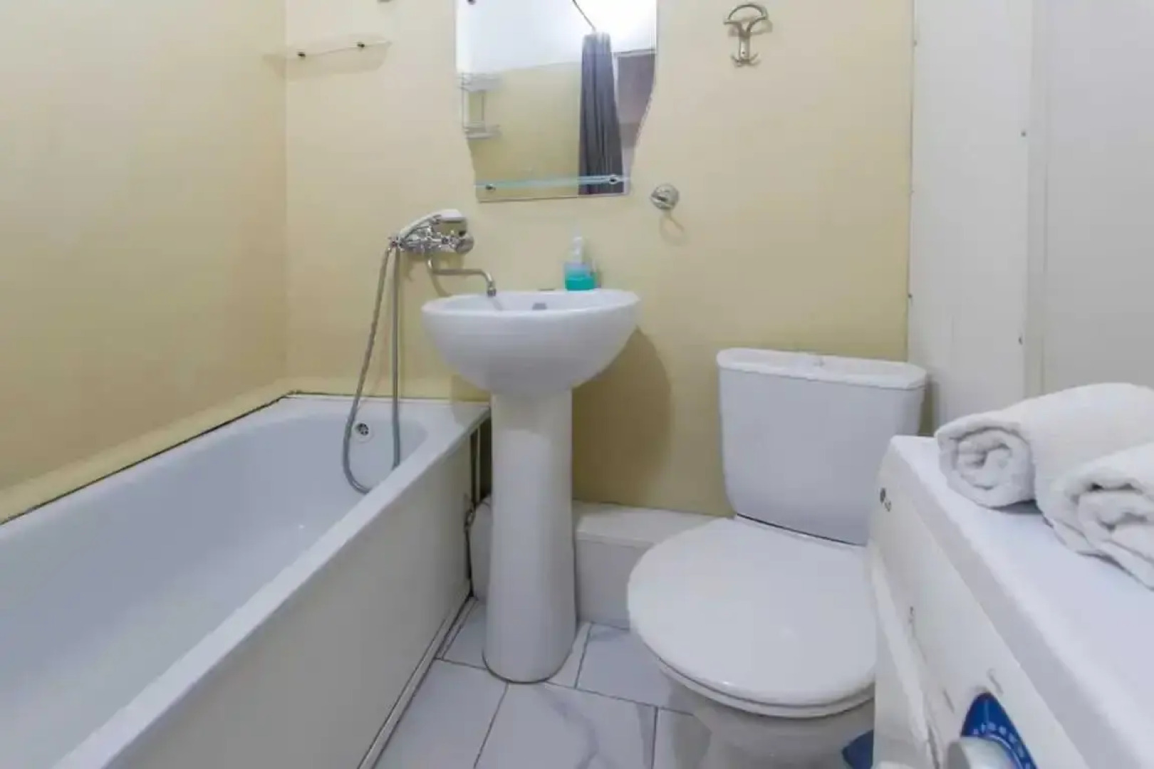 Апартаменты на Ростовской 100б (3)