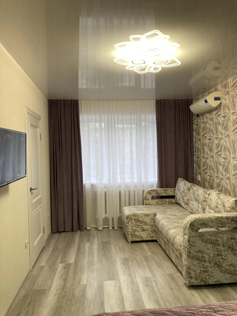 Апартаменты на площади Ленина # 2